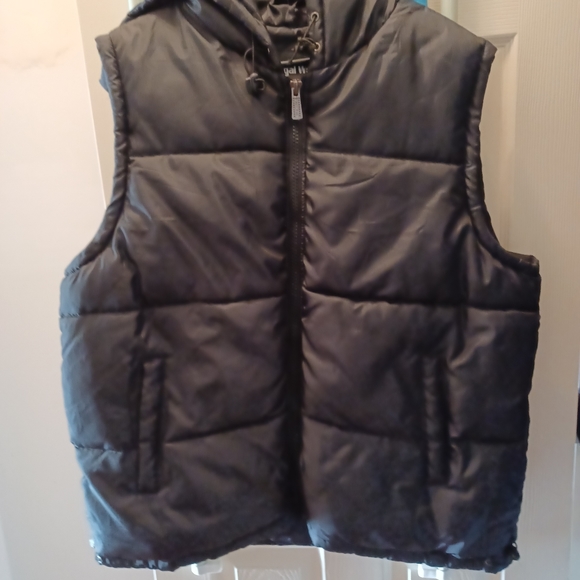 Regal Wear Mens Black Puffer Vest With 
